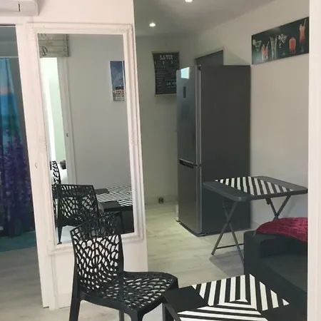 Apartmán Lovely With Air Condition
